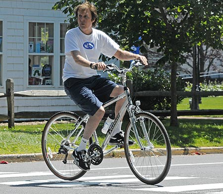 sir-paul-mccartney-and-nancy-shevell-pic-splash-image-1-968146403.jpg